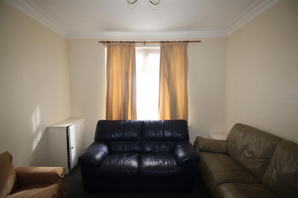 Property photo 2 of 13 Img_4275.Jpg
