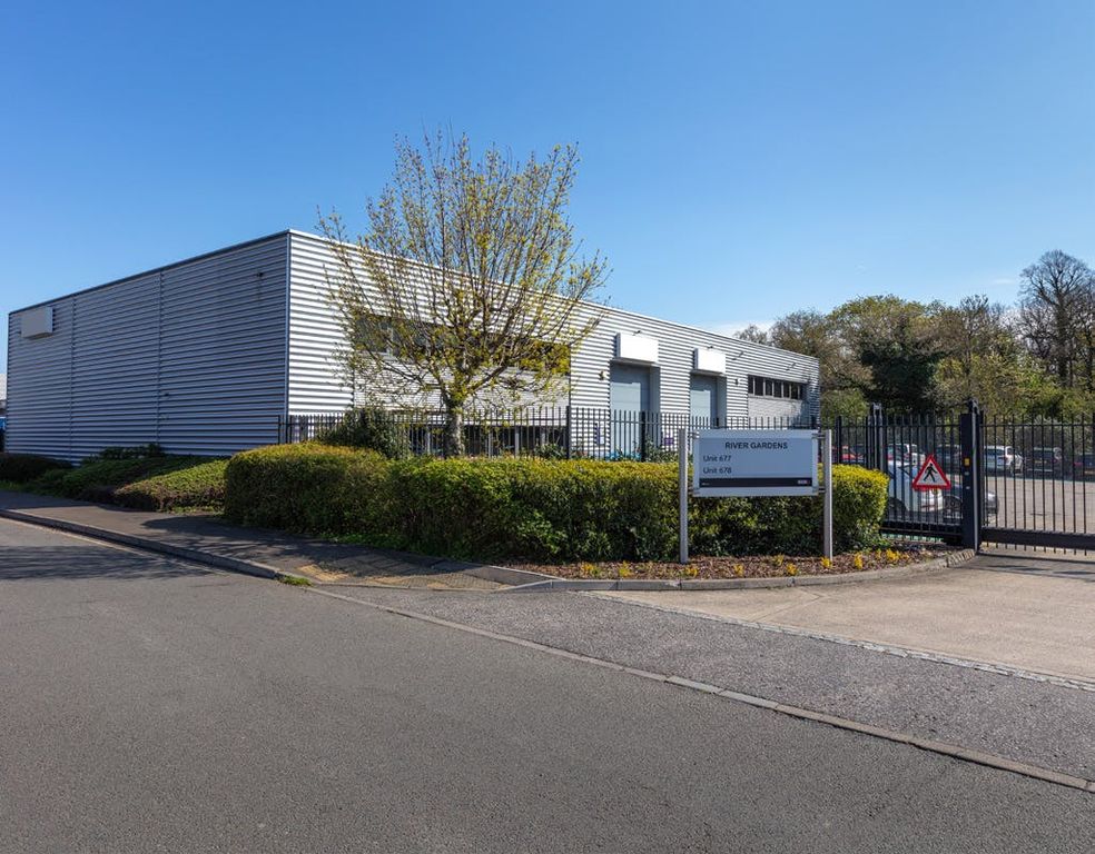 Property photo 1 of 6 678 River Gardens North Feltham Trading Estate_Page_1_Image_0001.Jpg