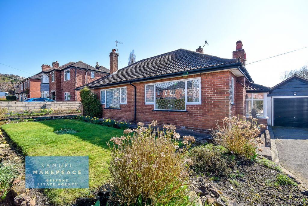 Property photo 1 of 33 Spacious Three Bedroom Bungalow With A Detached Oversized Garage And Incredible Potential