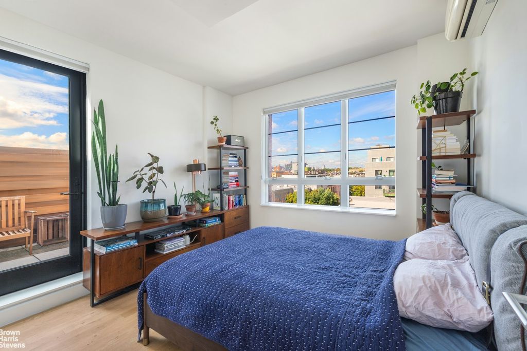 Property photo 3 of 8 <Alttext/>