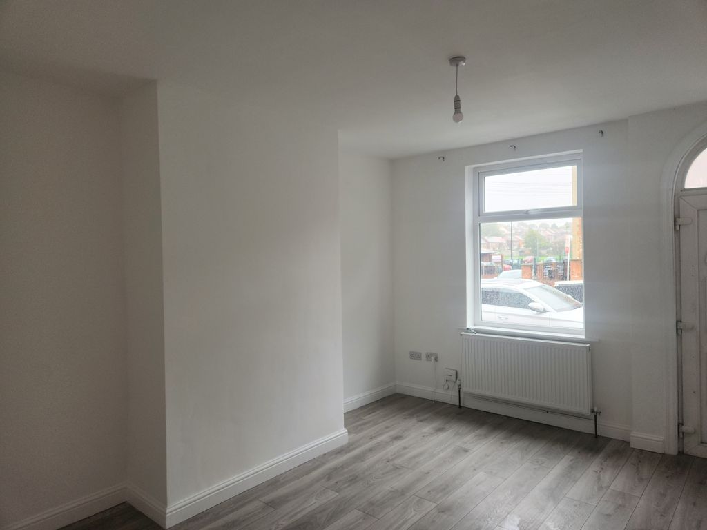 Property photo 2 of 8 20261019 094048
