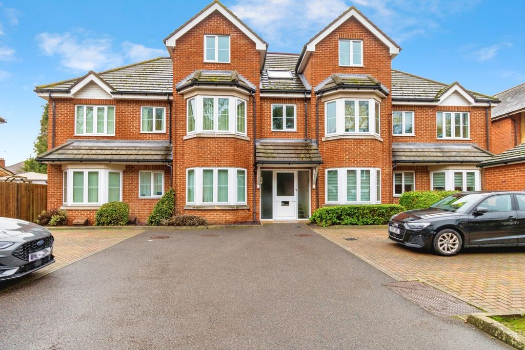 Property photo 1 of 11 Pbox-Img.Jpg