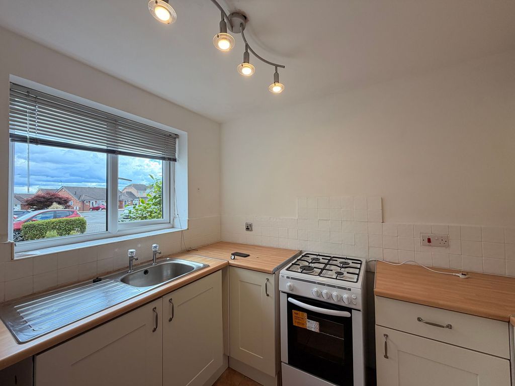 Property photo 2 of 24