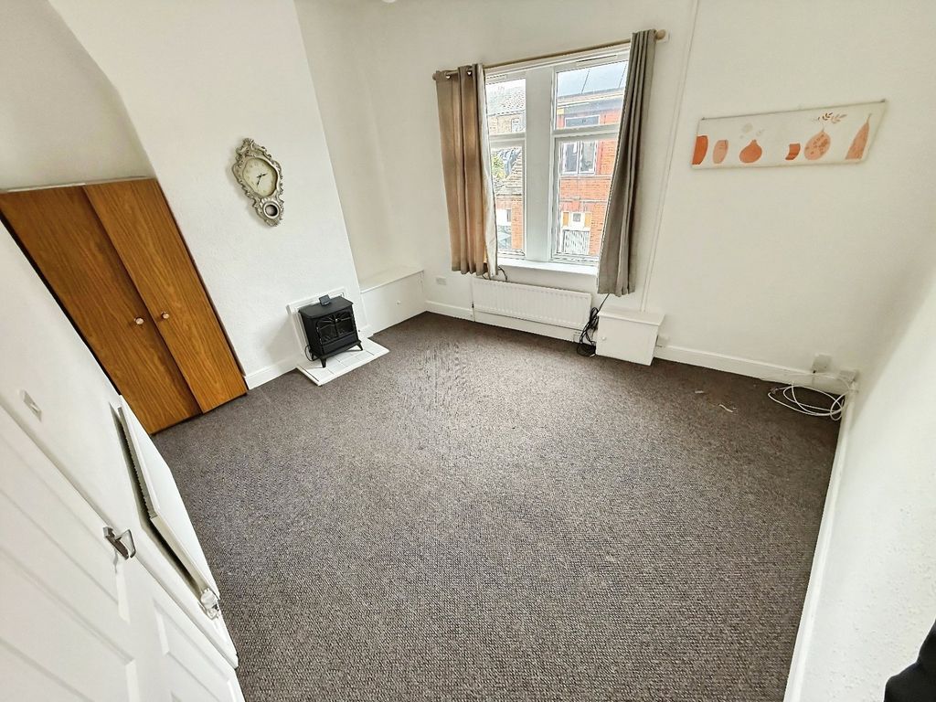 Property photo 2 of 6 Picture No. 05