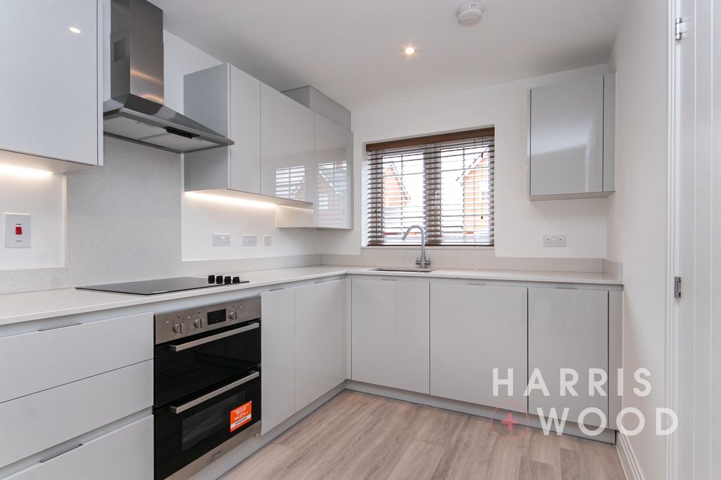 Property photo 2 of 30 4519511