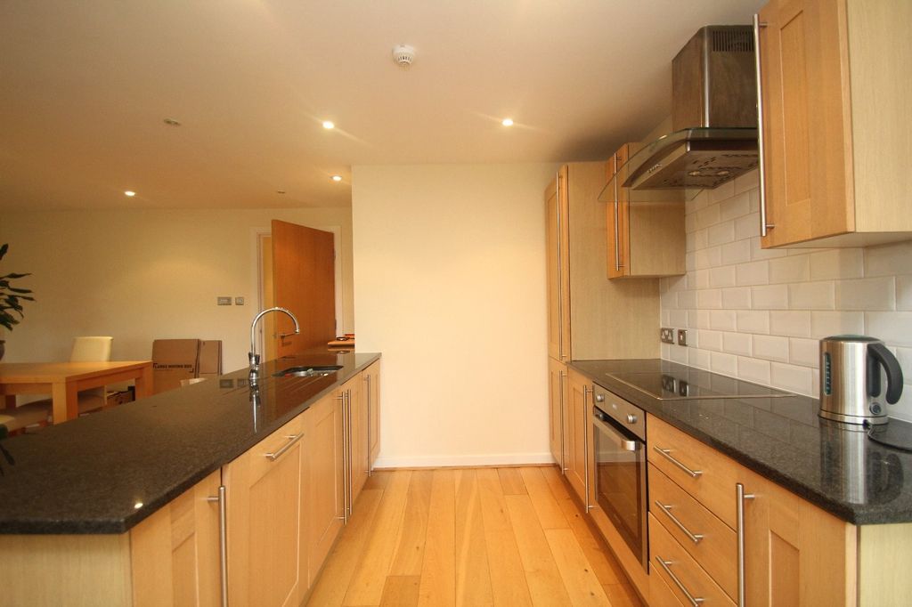 Property photo 3 of 9 Picture No. 13