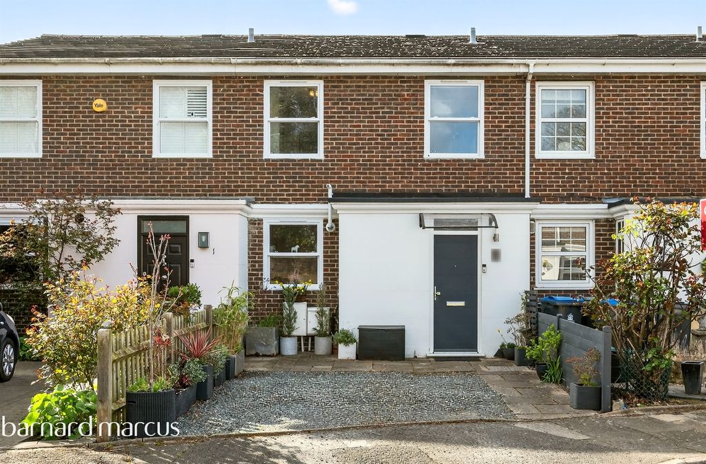 Property photo 1 of 11