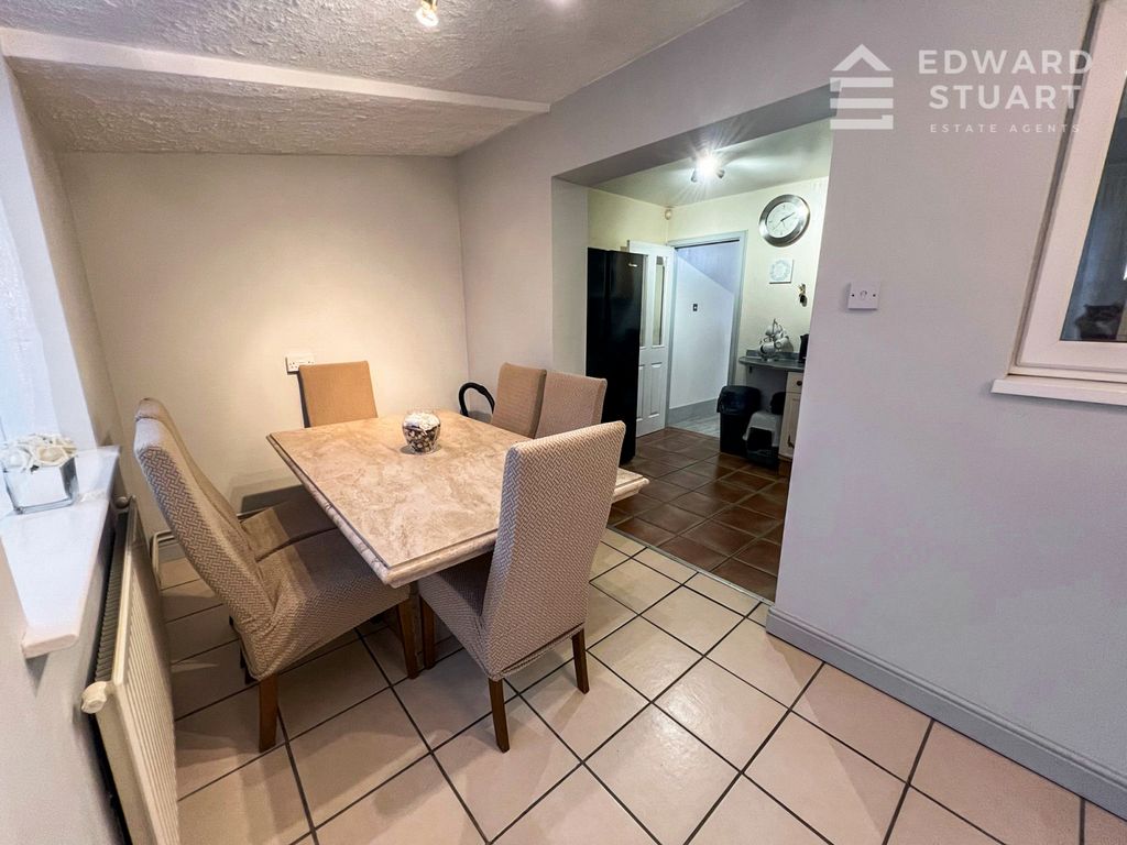 Property photo 2 of 14 Gallery