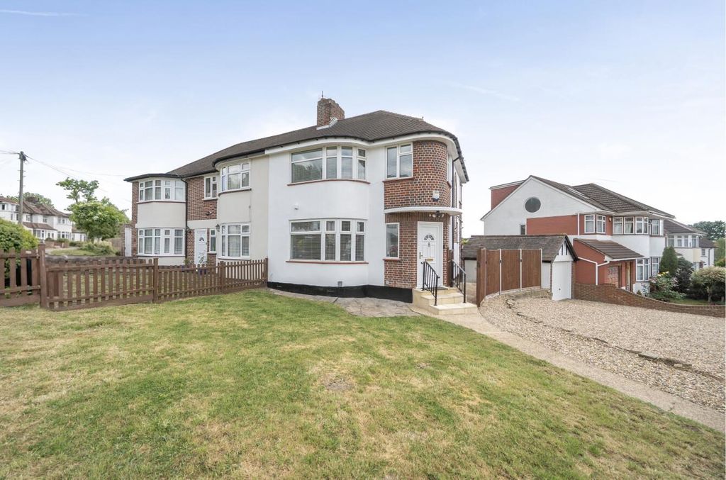 Property photo 1 of 14 Davidson Frost-Wellings, Dfw, Beverley Gardens, St