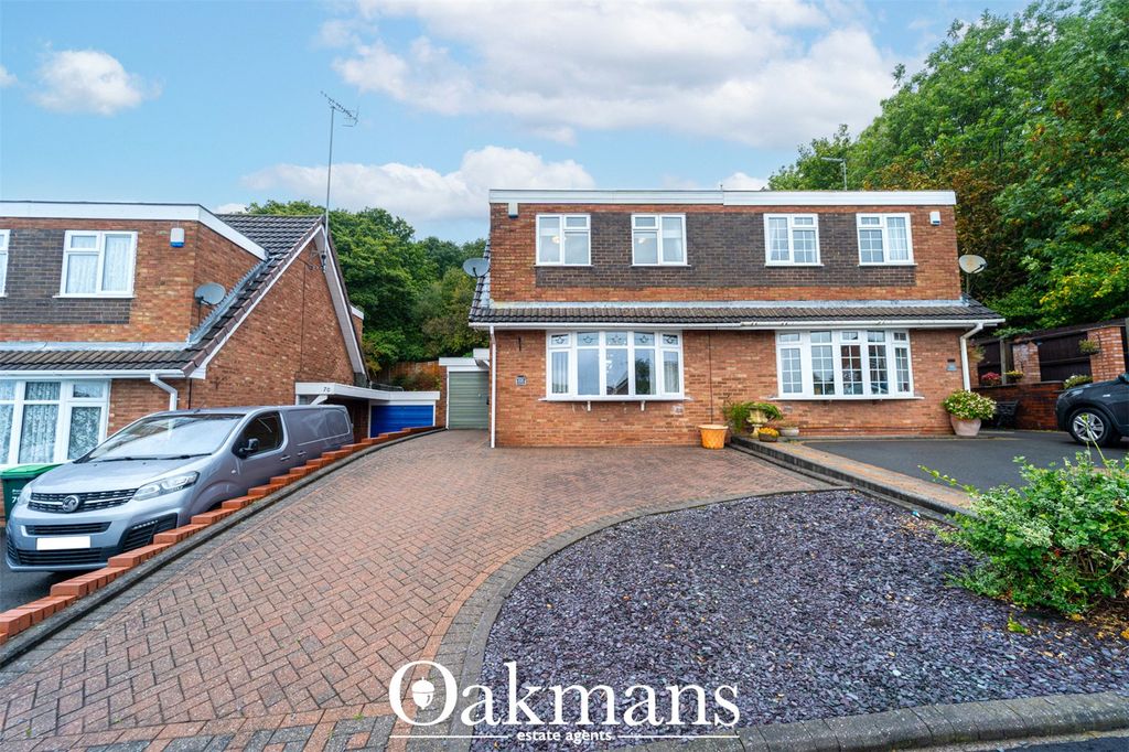 Property photo 2 of 26 Picture No. 35