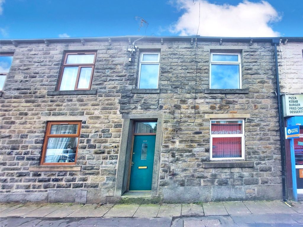 Property photo 1 of 25 Picture No. 12