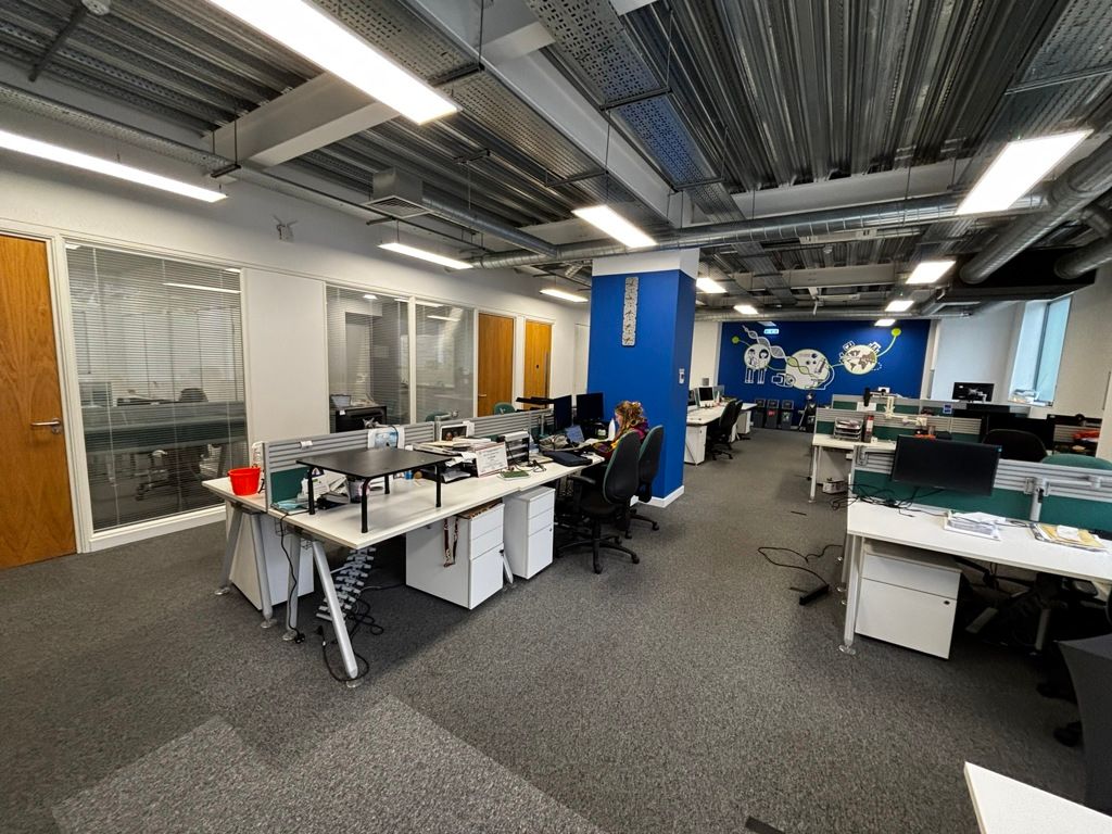 Property photo 3 of 8 Photo 3