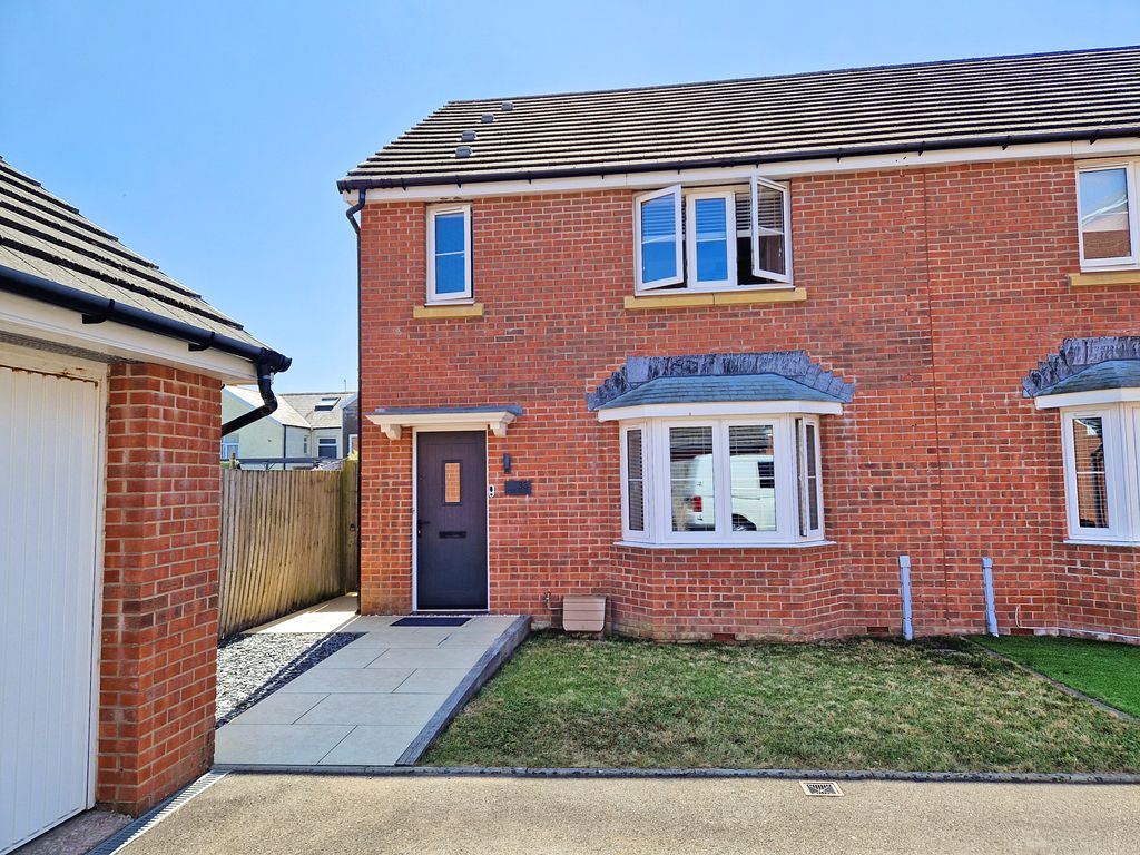 Property photo 1 of 23