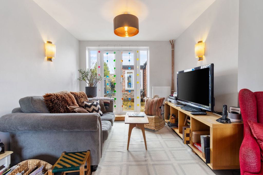 Property photo 3 of 16