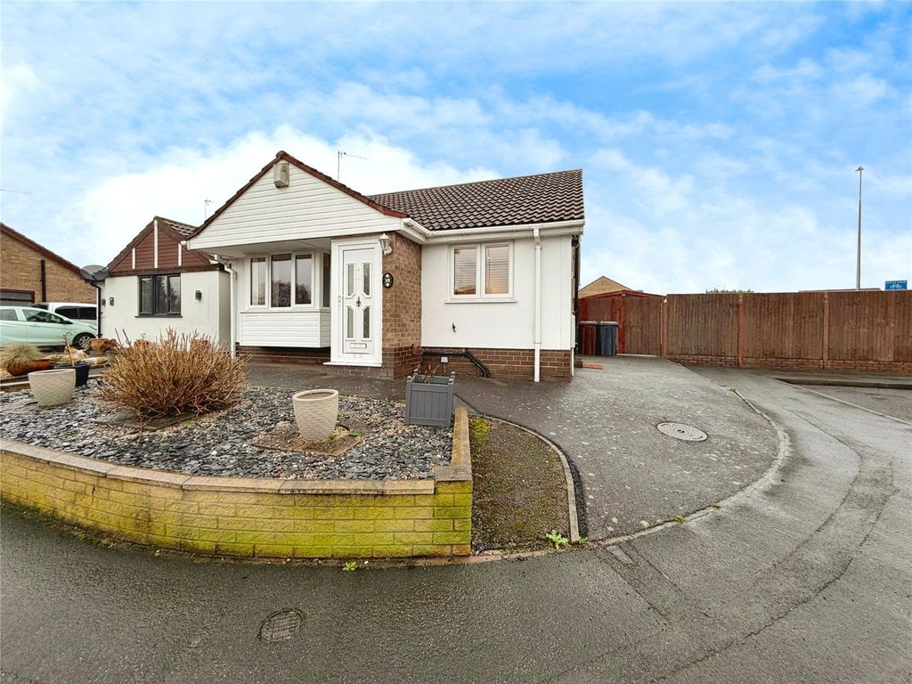 Property photo 1 of 12 Outside