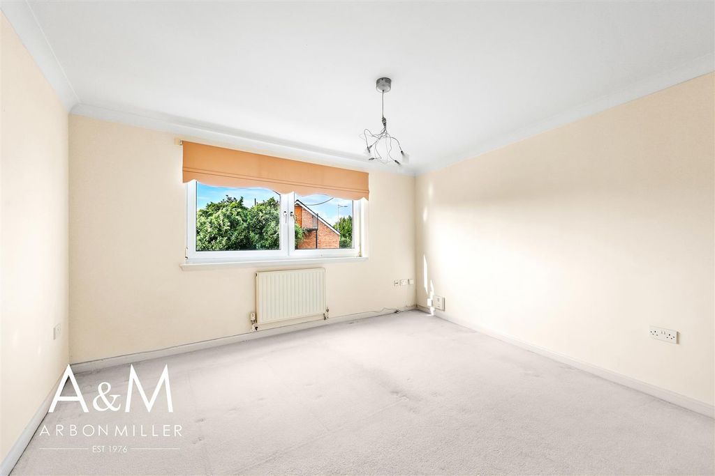 Property photo 2 of 16 4D4A6496.Jpg