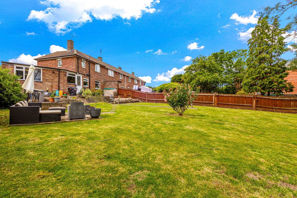 Property photo 1 of 18