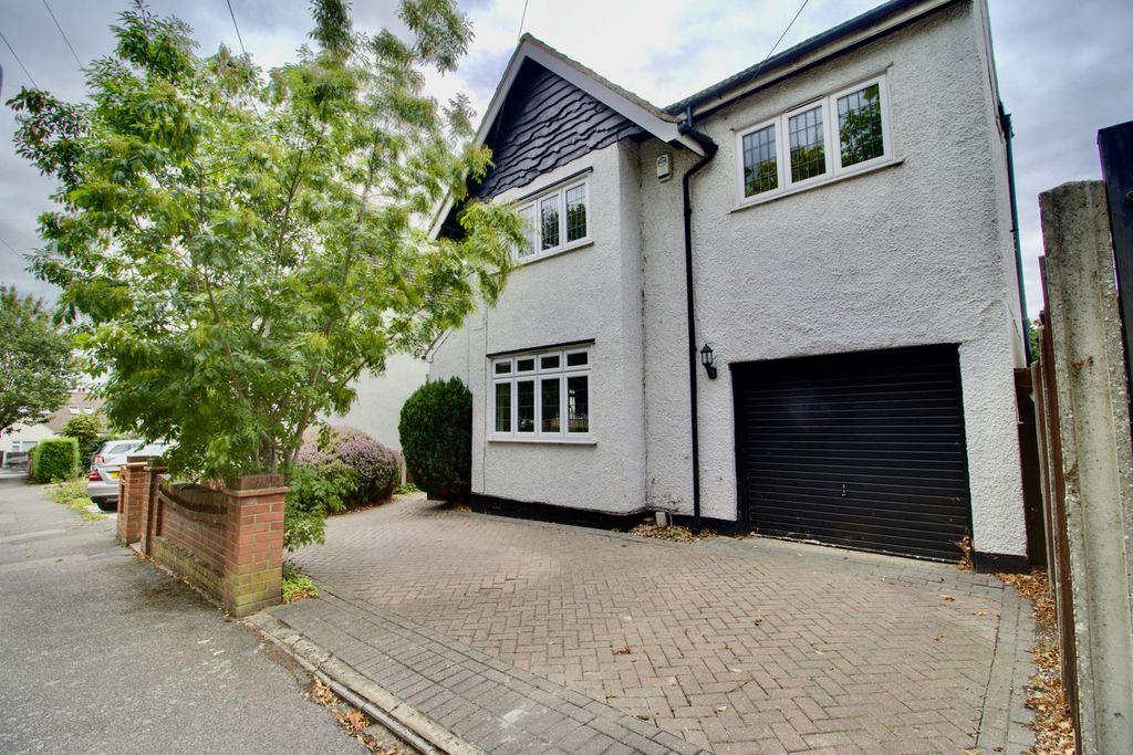 Property photo 1 of 26