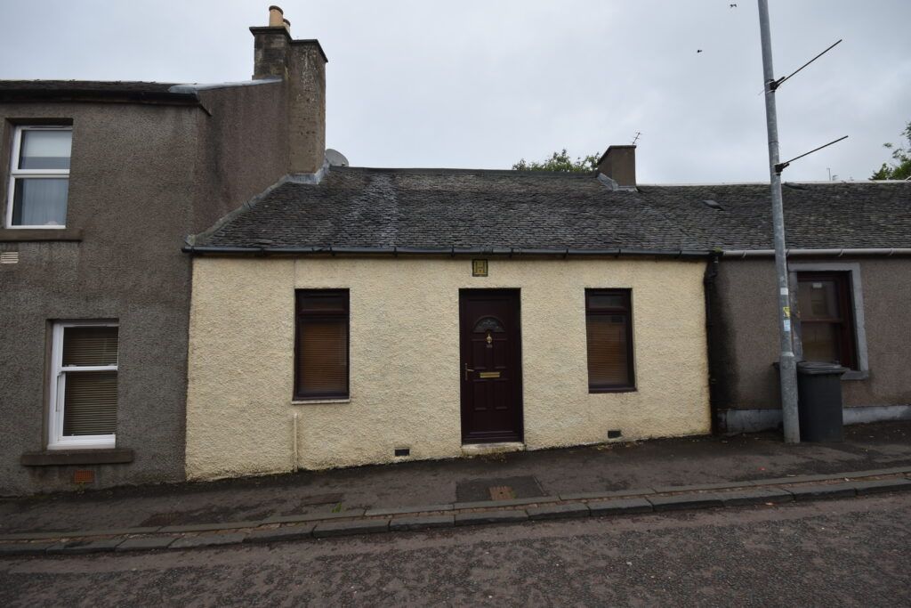 Property photo 1 of 22