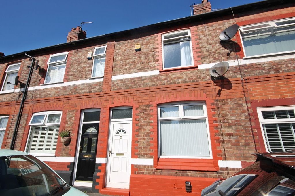 Property photo 1 of 13