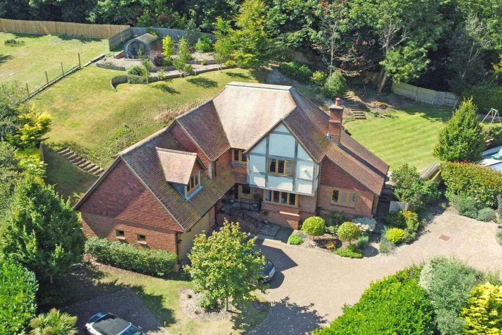 Property photo 1 of 18 Picture No. 13