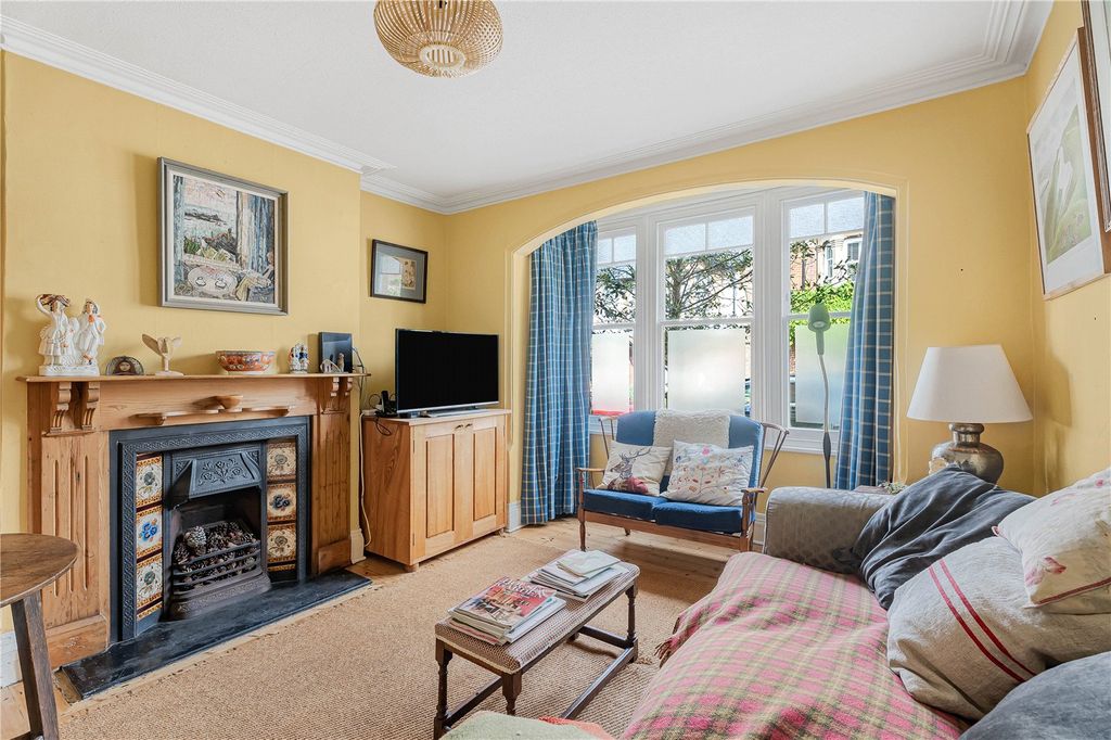 Property photo 2 of 24 Picture No. 71