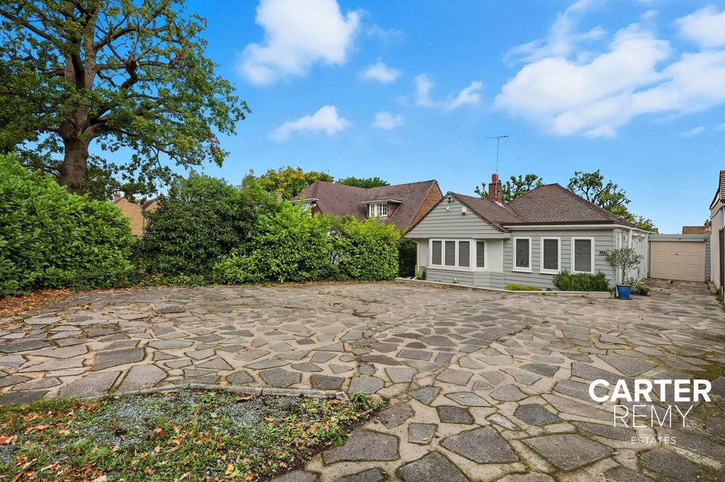 Property photo 1 of 27