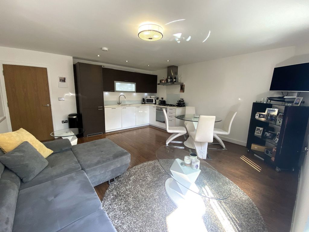 Property photo 2 of 15