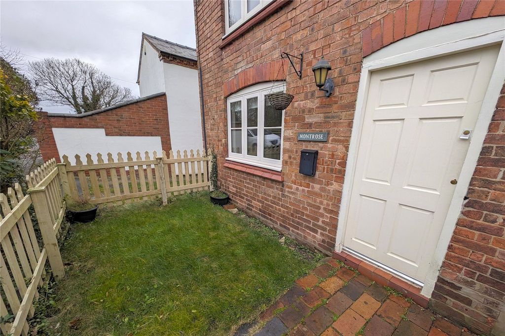 Property photo 2 of 18 Picture No. 37
