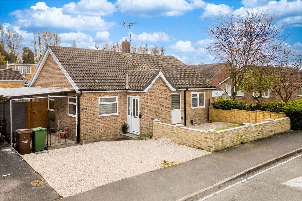 Property photo 1 of 29 Picture No. 02