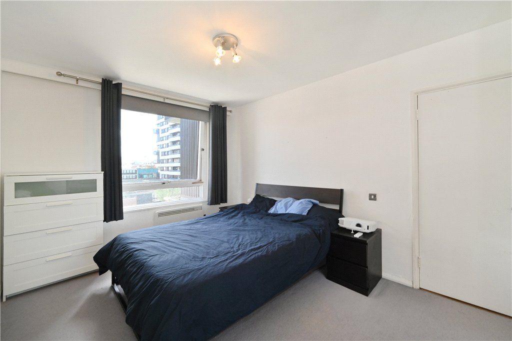 Property photo 3 of 6 Picture No. 02