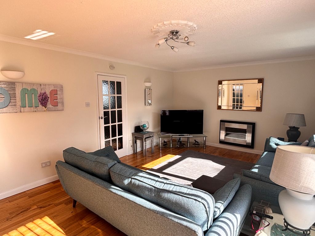 Property photo 2 of 10 Gallery