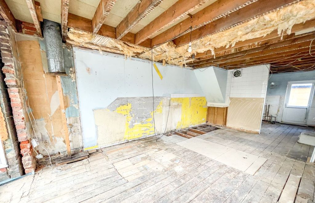 Property photo 3 of 14