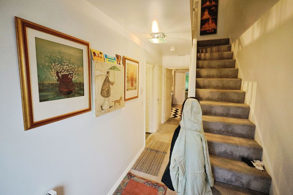 Property photo 2 of 13 Pbox-Img.Jpg