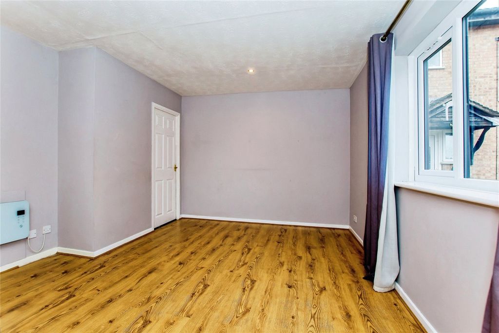 Property photo 3 of 10 Picture No. 29