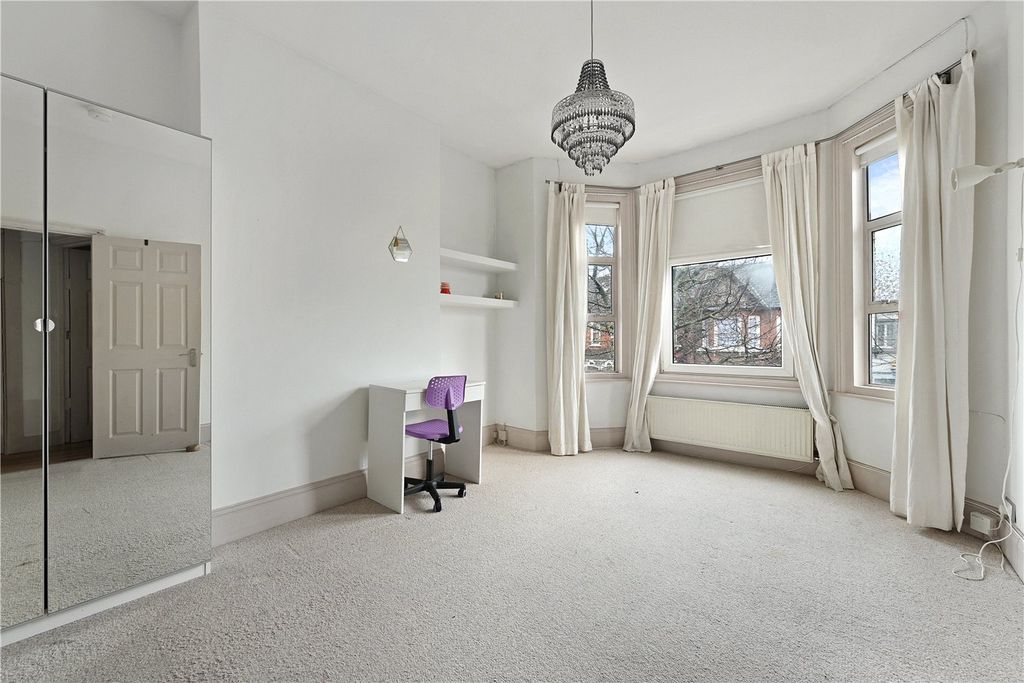 Property photo 2 of 11 Picture No. 04