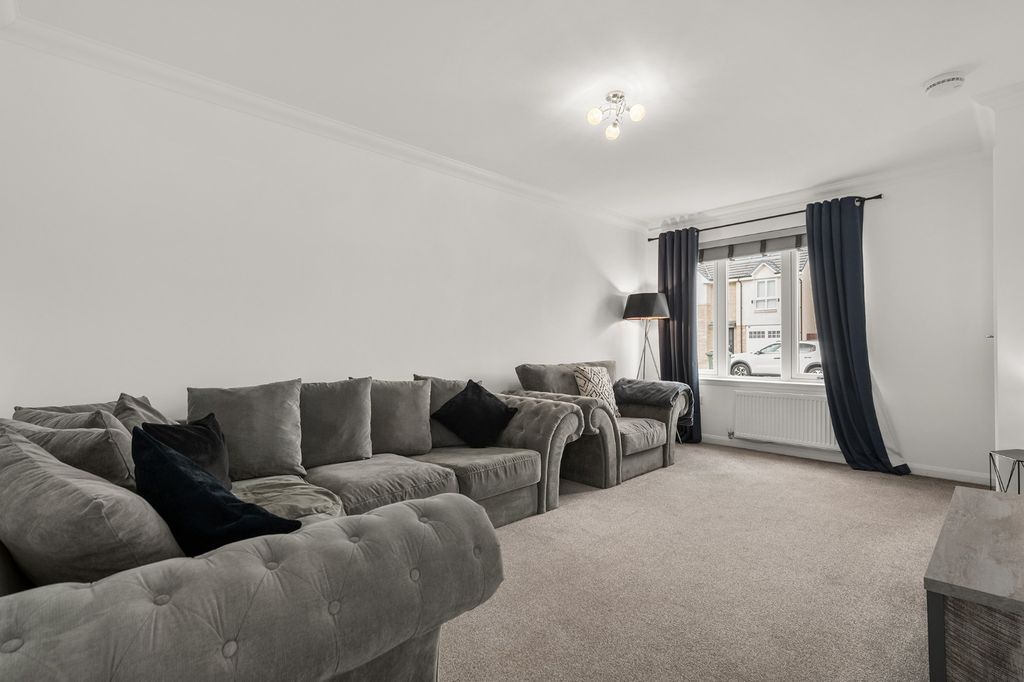 Property photo 3 of 26 5108594