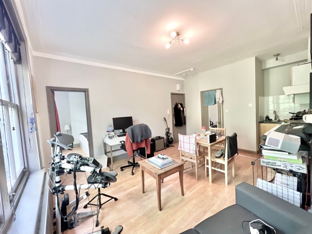 Property photo 3 of 10 Gallery