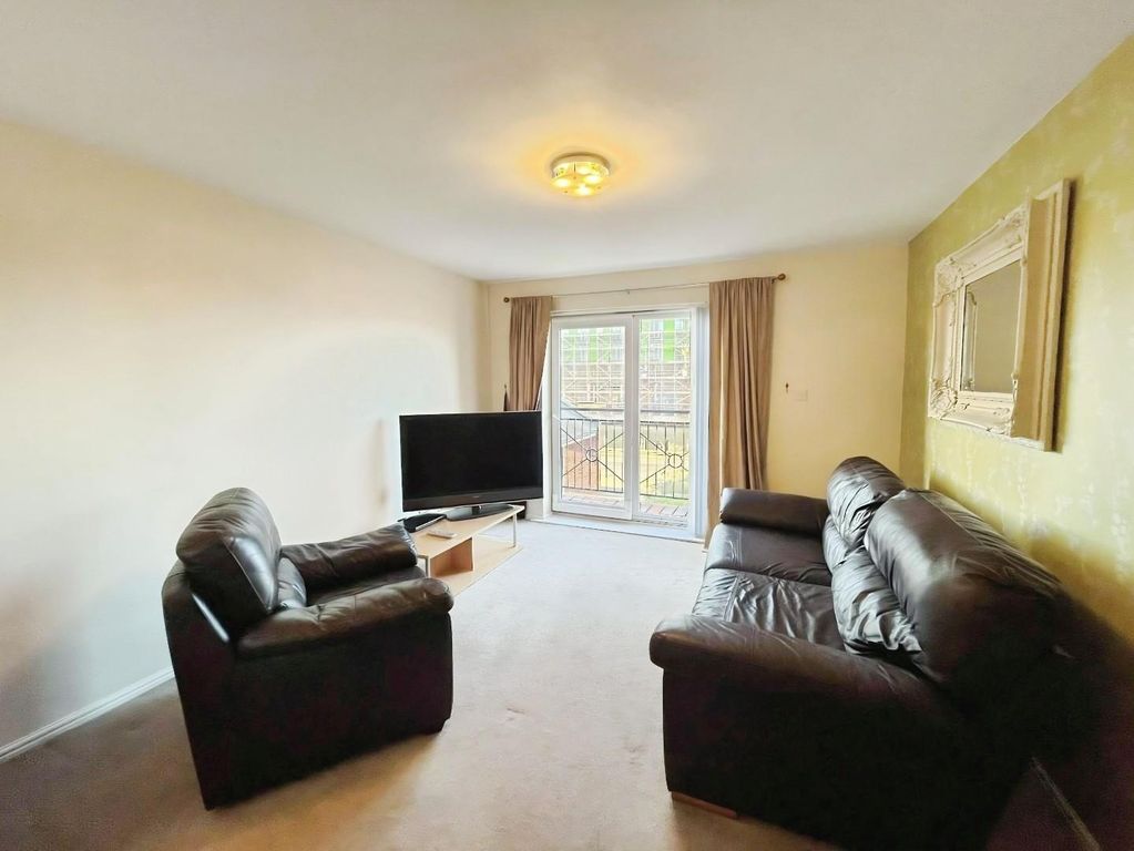 Property photo 3 of 8 F84Dbee1-Uazmqcycxekwzivnfrb-Pg.Jpg