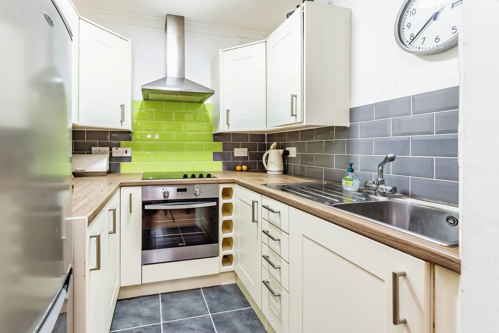 Property photo 2 of 11 Photography