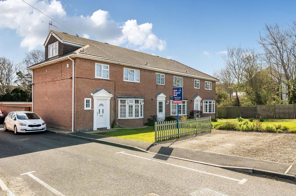 Property photo 1 of 25 1438179-1-69ce4c591Eabc.Jpg