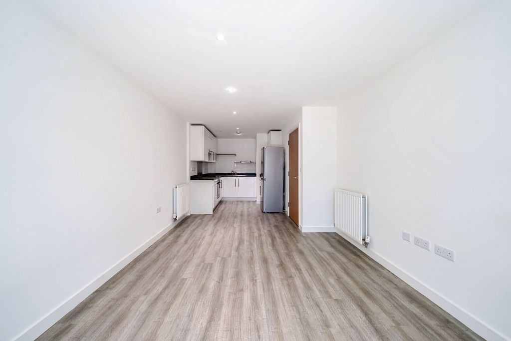 Property photo 2 of 15 1011316 (2)