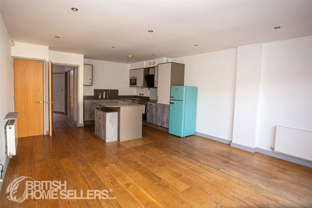 Property photo 3 of 15 Picture No. 11