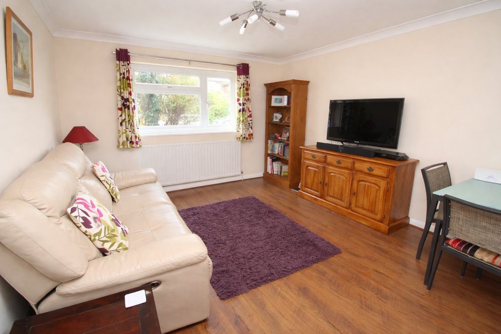 Property photo 3 of 6