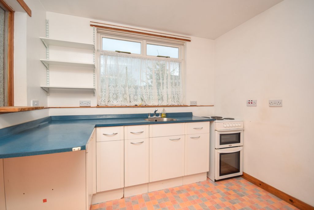 Property photo 3 of 21 Dsc_1054