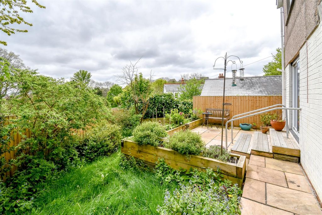 Property photo 2 of 24 Rear