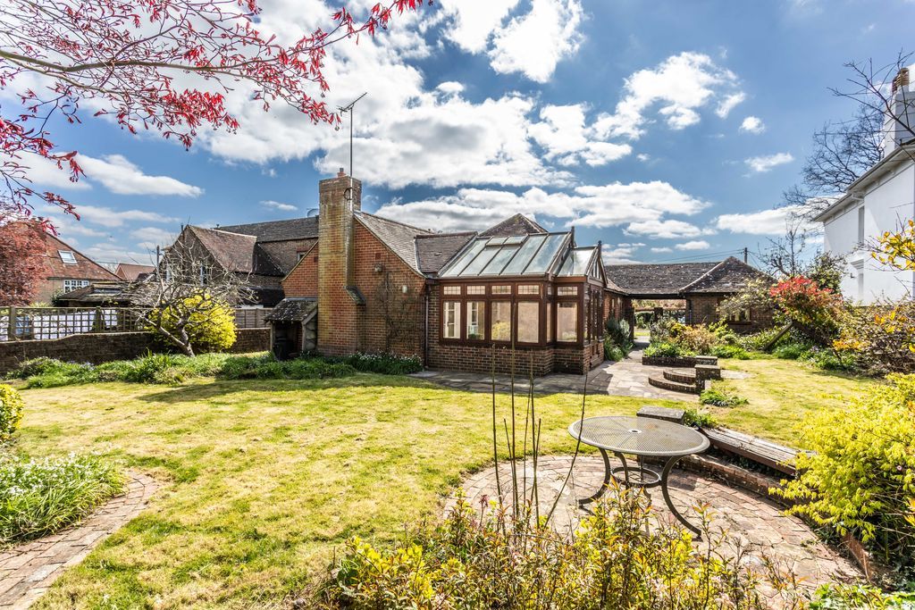 Property photo 2 of 22 Photo 4