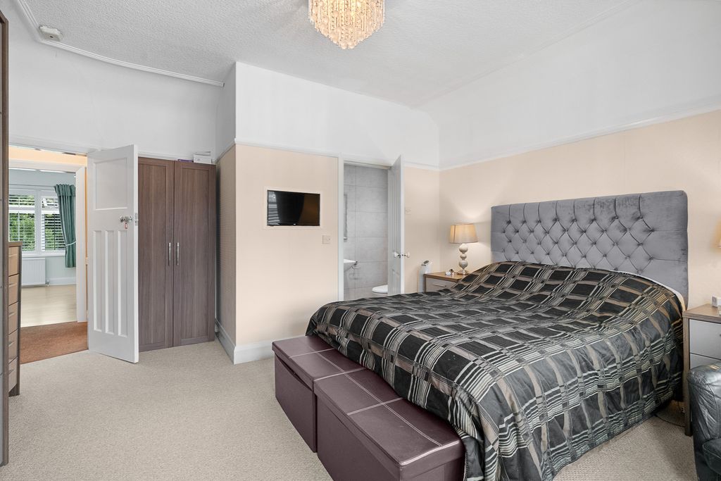 Property photo 3 of 40 Bedroom One