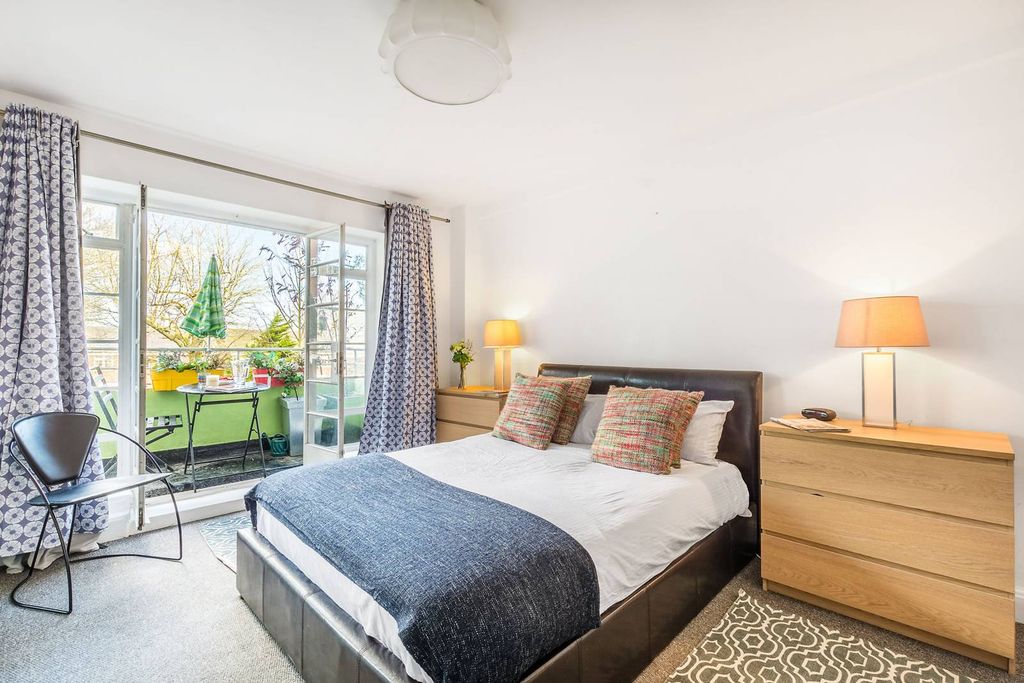 Property photo 3 of 8