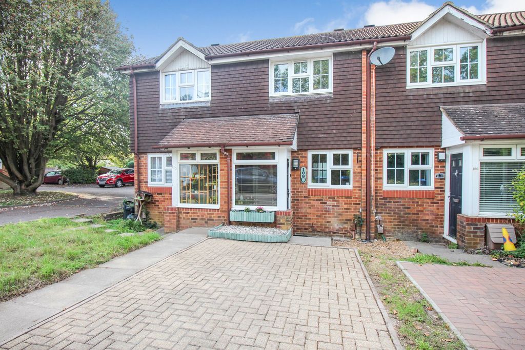 Property photo 1 of 12